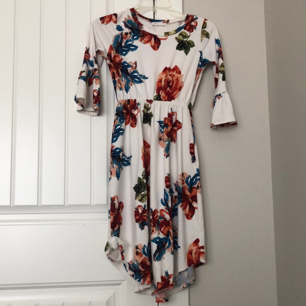 White flowery dress